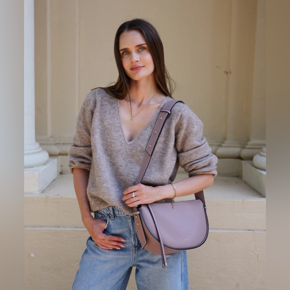 Aallyn Elara Leather Convertible Bag in Blush / Gold - Picture 2 of 16